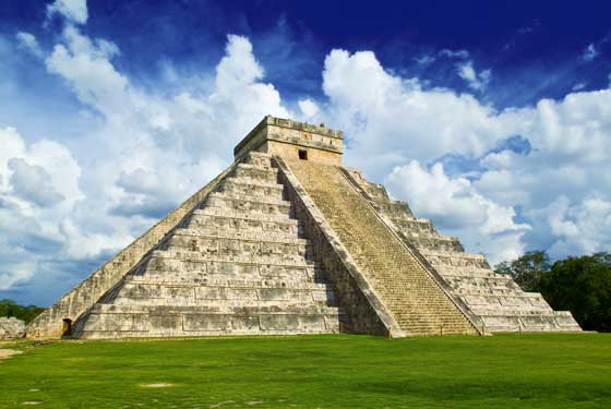 Piramide de Kukulkan. Yucatán México